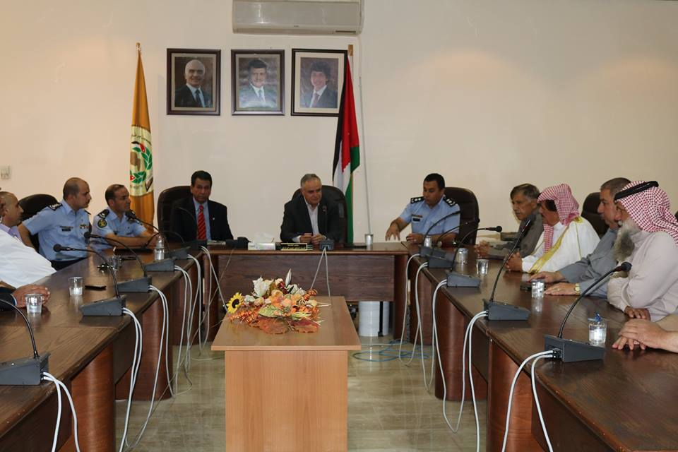 جلسة للمجلس الأمني لمركز أمن المدينة في الجامعة